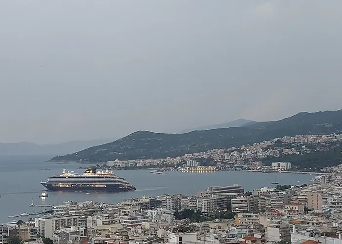 View Of The Whole * Kavala
